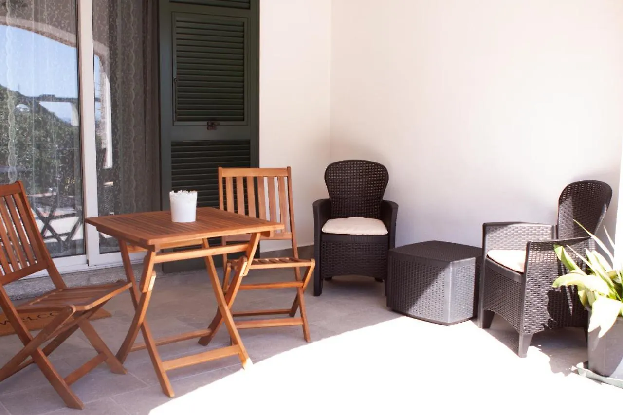 Un Posto Al Sole Bed & Breakfast Molino Nuovo